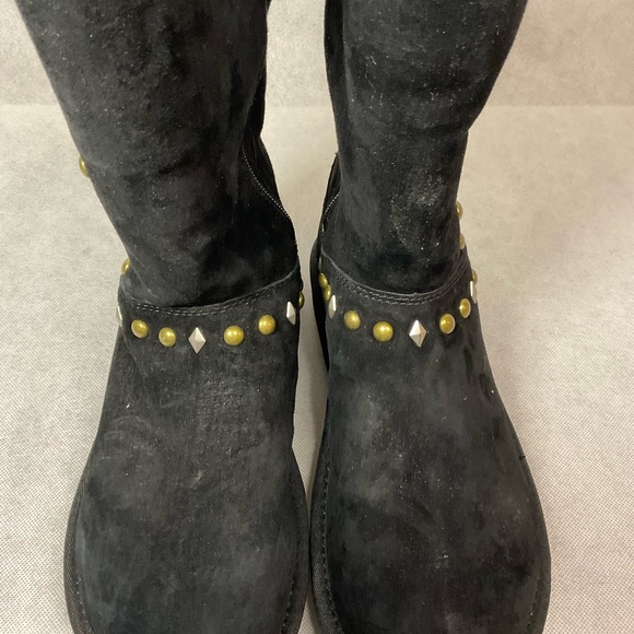 UGG Avondale Studded Suede Boots- Size 8 - Picture 16 of 16